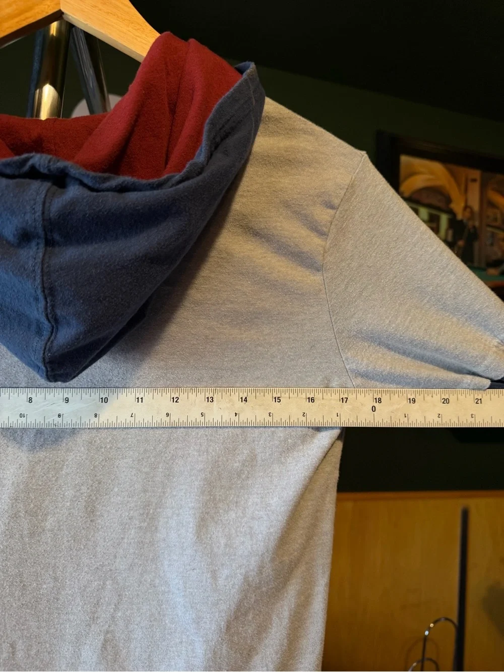 Old Navy Men's New York Athletic Hooded Long-Sleeve Tee - Gray & Navy